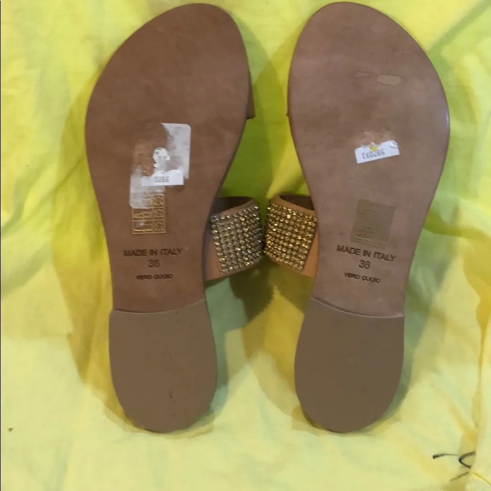 Noir A La Plage Sable Two Band Crystal Sandal‎